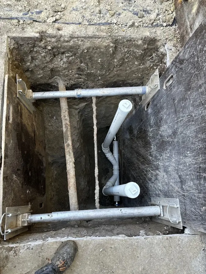 Experienced plumber completing Gas Line Repair work in Hillandale